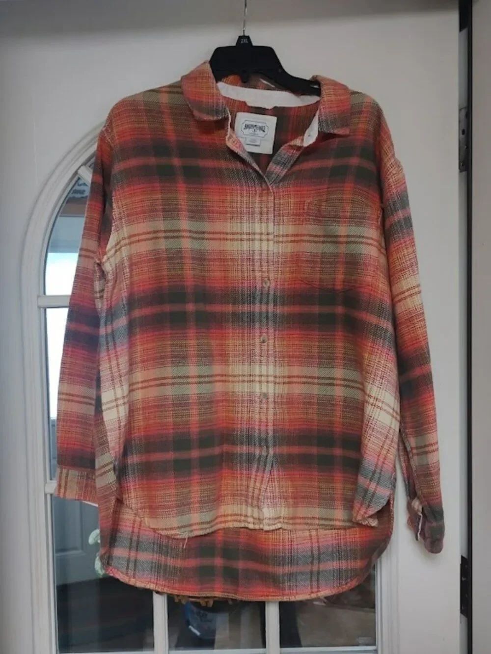 American Eagle Multi-Color Plaid Flannel Shirt Size Women's M Worn 1 Time